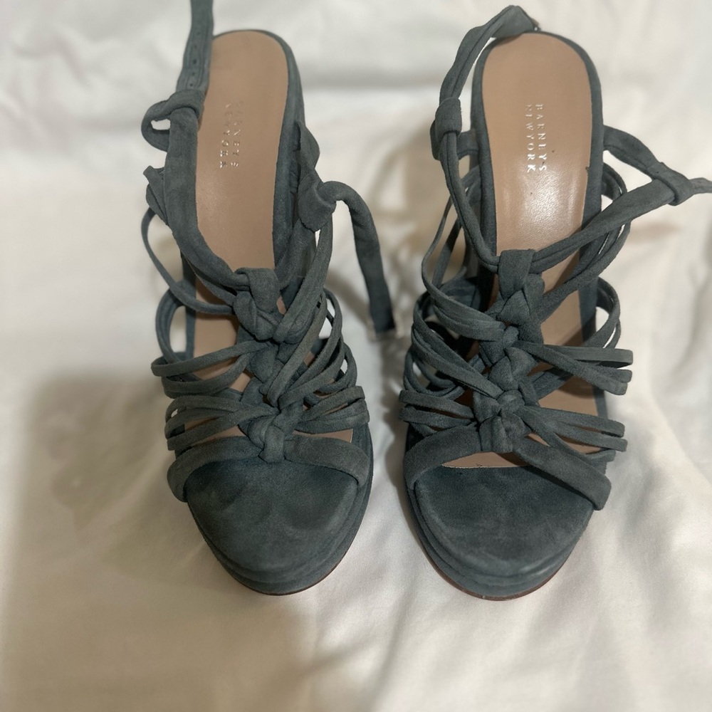 Barney’s New York Wedges-like new